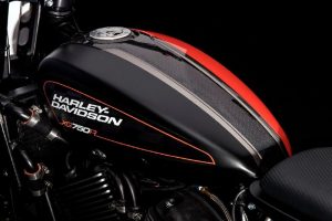 Harley-Davidson-XG750R-flat-track