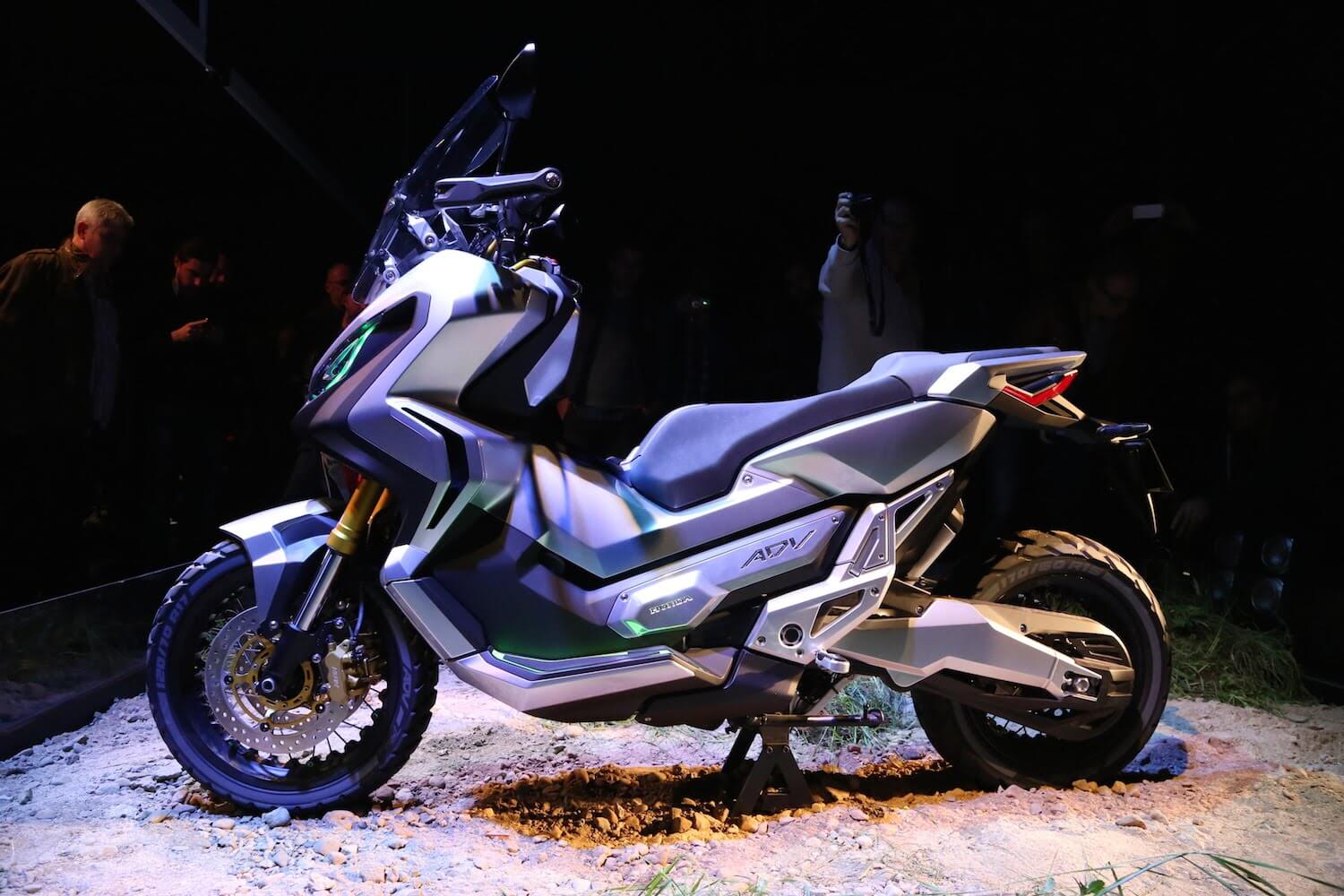 Honda X-ADV Scooter/Motorcycle Hybrid Confirmed For 2017